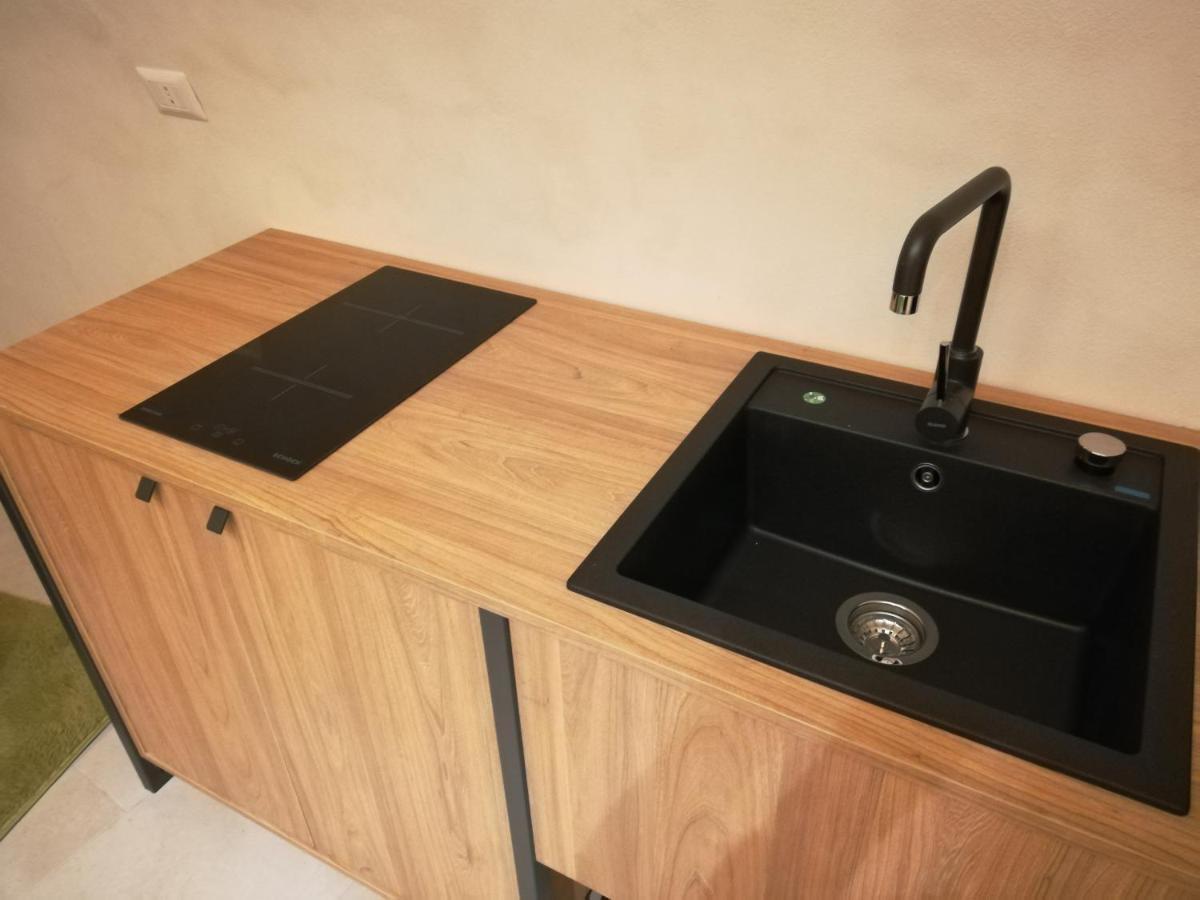 Bed and Breakfast Locus Pendinelli Trani Exterior foto